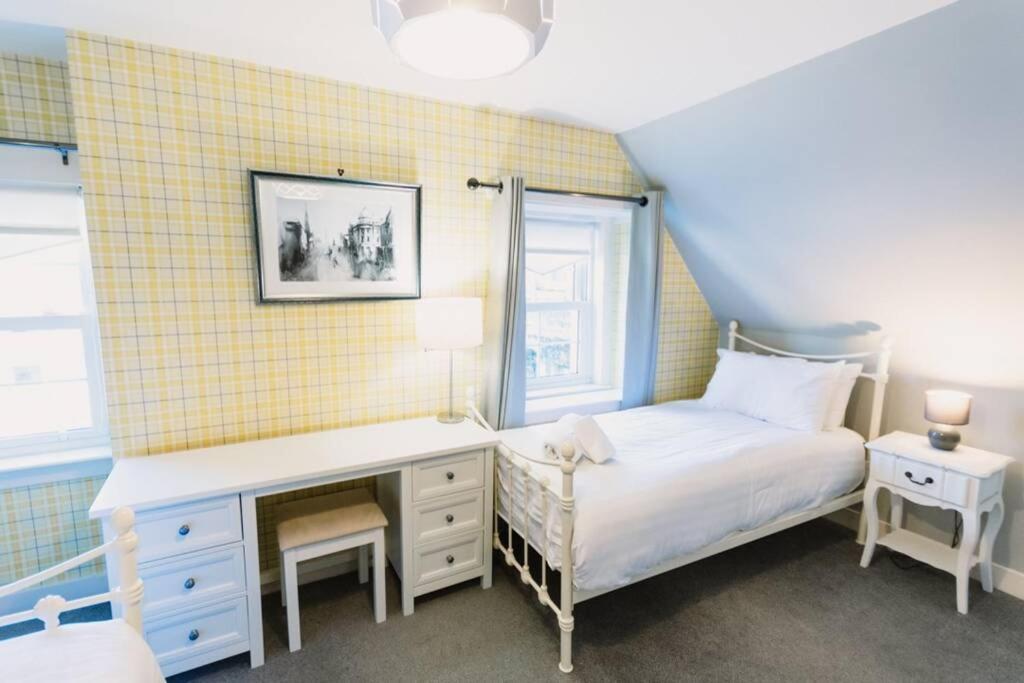 Factors House - A Comfy Cottage In Countryside Park With Wifi And Access To Bar And Pool Περθ Εξωτερικό φωτογραφία