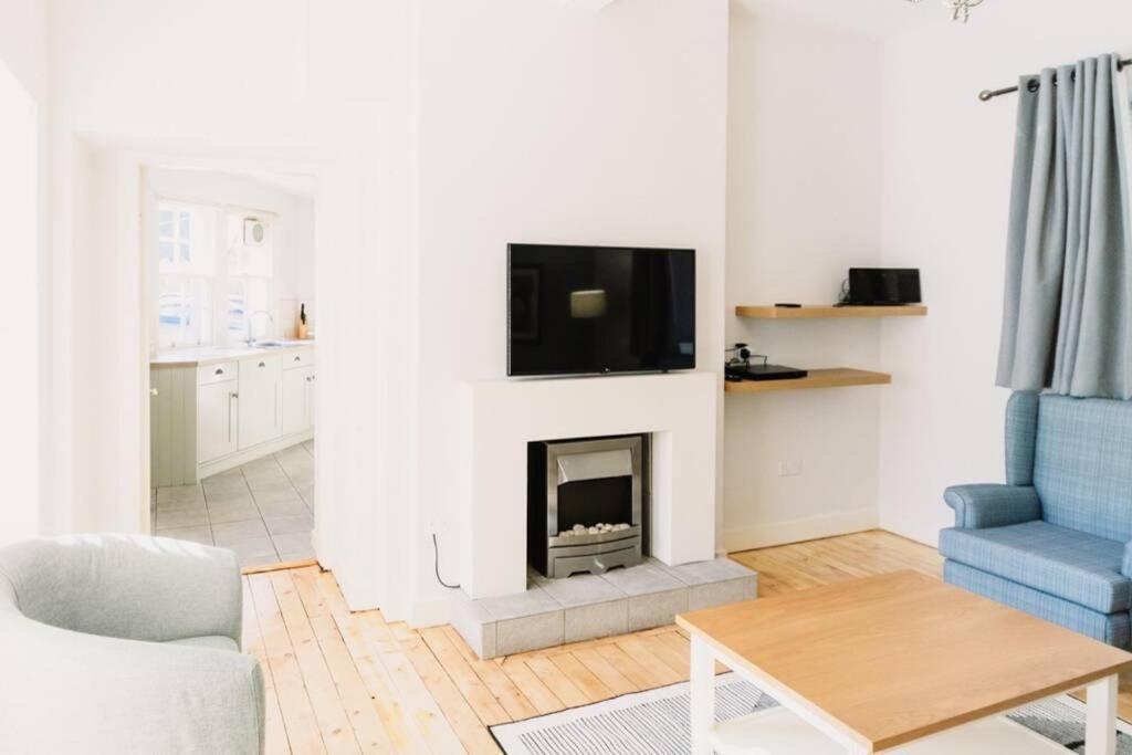 Factors House - A Comfy Cottage In Countryside Park With Wifi And Access To Bar And Pool Περθ Εξωτερικό φωτογραφία