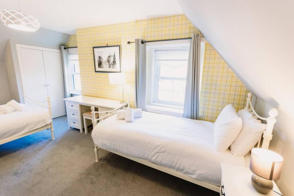 Factors House - A Comfy Cottage In Countryside Park With Wifi And Access To Bar And Pool Περθ Εξωτερικό φωτογραφία